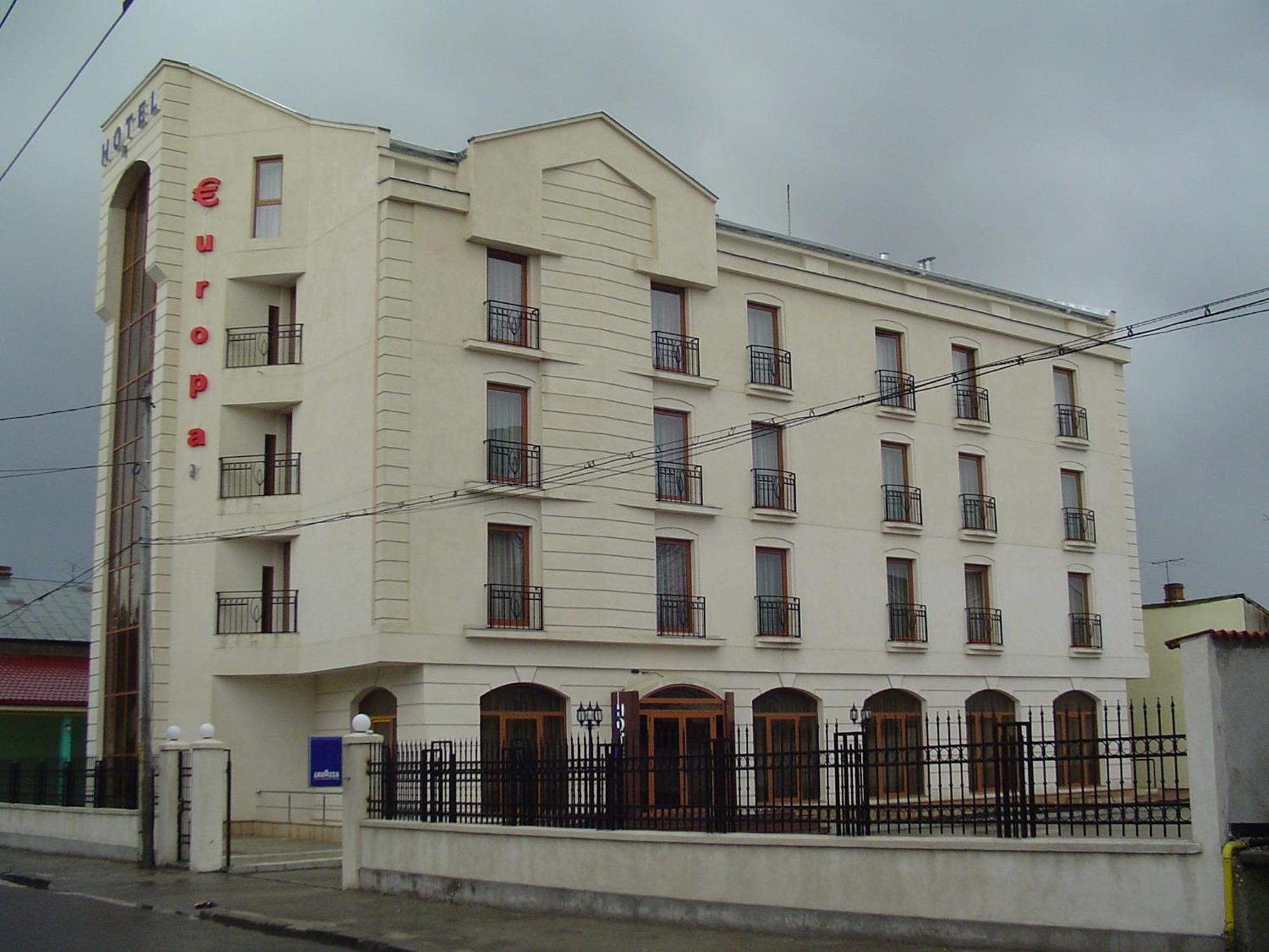 Hotel Europa Плоешти Экстерьер фото