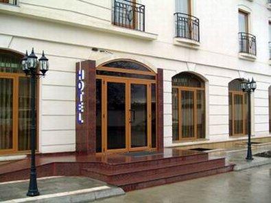 Hotel Europa Плоешти Экстерьер фото